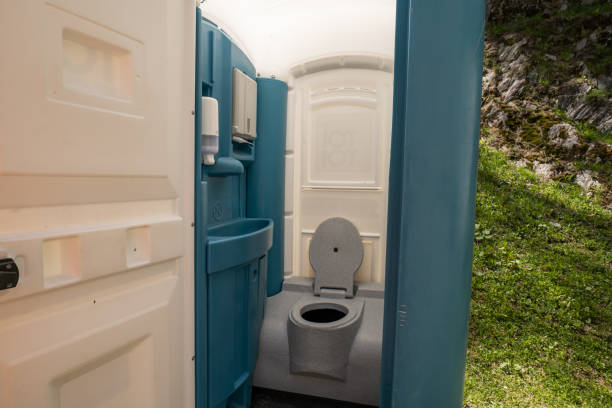 Portable Restroom Setup and Delivery in Junction, TX